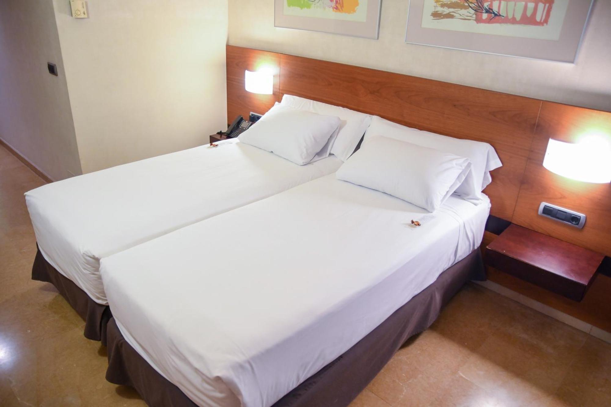 Sercotel Palacio De Tudemir Orihuela Quarto foto